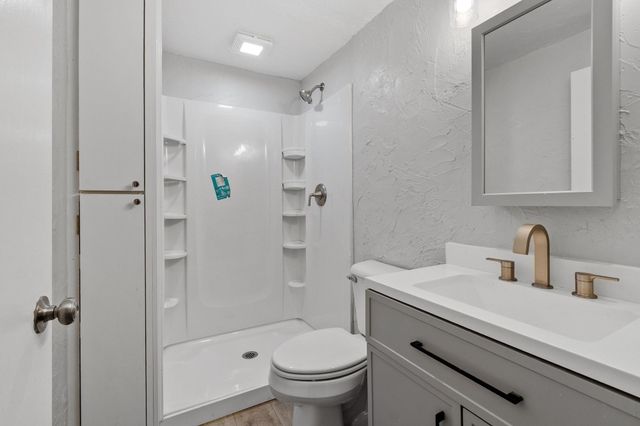 258 Allen St, Ashby, MA 01431
