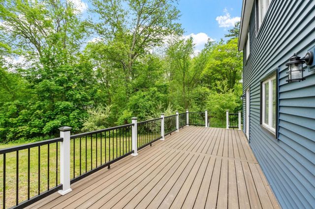 258 Allen St, Ashby, MA 01431