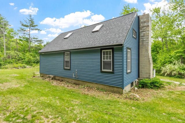 258 Allen St, Ashby, MA 01431