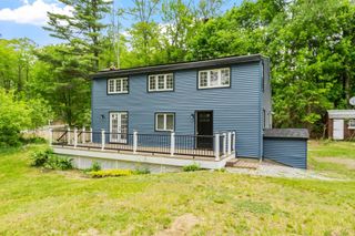 258 Allen St, Ashby, MA 01431