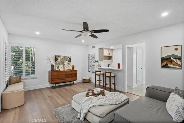 10446 White Oak, Granada Hills, CA 91344