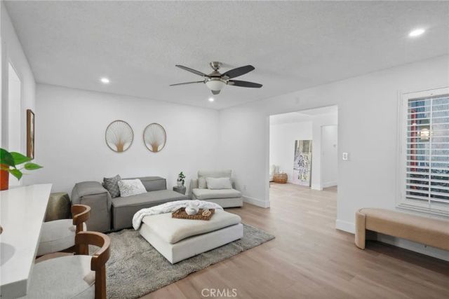 10446 White Oak, Granada Hills, CA 91344