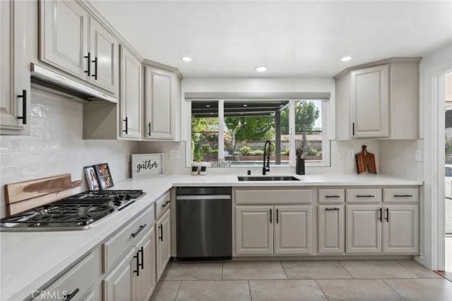 10446 White Oak, Granada Hills, CA 91344