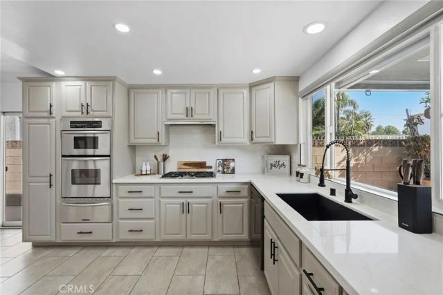 10446 White Oak, Granada Hills, CA 91344