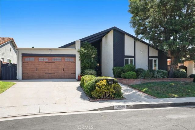 10446 White Oak, Granada Hills, CA 91344