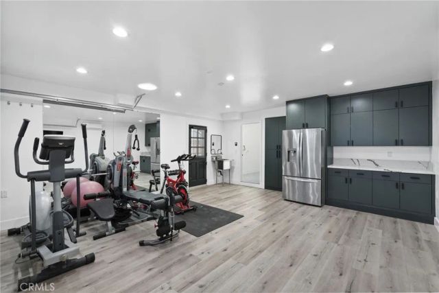 10446 White Oak, Granada Hills, CA 91344