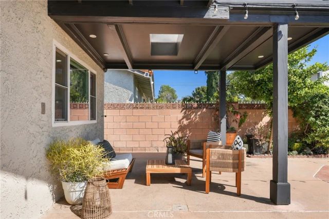 10446 White Oak, Granada Hills, CA 91344