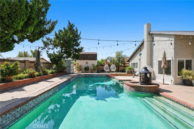 10446 White Oak, Granada Hills, CA 91344