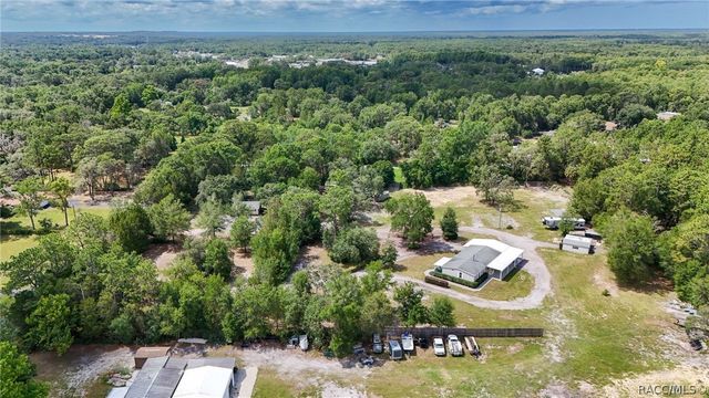 2564 N Crede Avenue, Crystal River, FL 34428