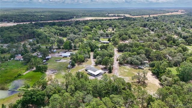 2564 N Crede Avenue, Crystal River, FL 34428