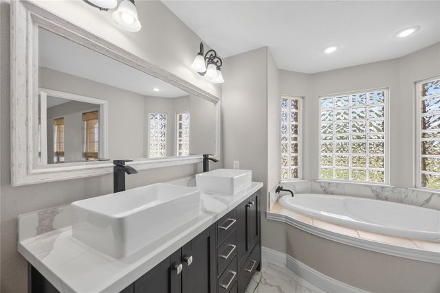 1068 Frontier Trail, Mclendon Chisholm, TX 75032