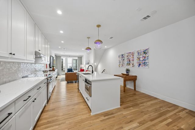 7207 Gaston Avenue 903, Dallas, TX 75214