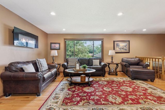 9217 W River Road, Brooklyn Park, MN 55444