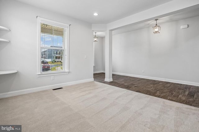 4009 GRANARY VIEW CT, Dumfries, VA 22025