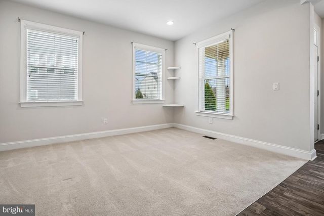 4009 GRANARY VIEW CT, Dumfries, VA 22025