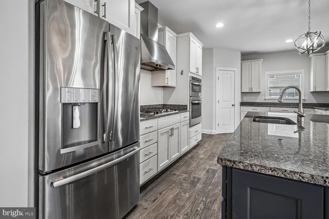 4009 GRANARY VIEW CT, Dumfries, VA 22025