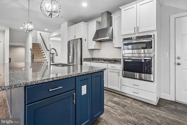 4009 GRANARY VIEW CT, Dumfries, VA 22025