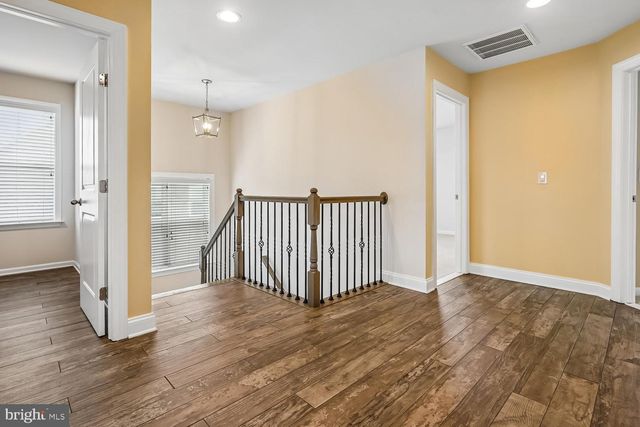 4009 GRANARY VIEW CT, Dumfries, VA 22025