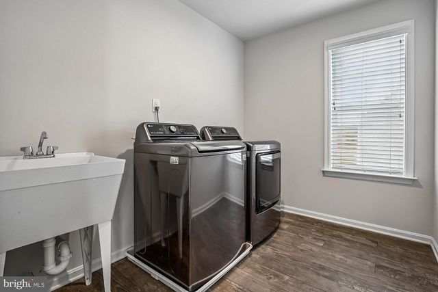 4009 GRANARY VIEW CT, Dumfries, VA 22025