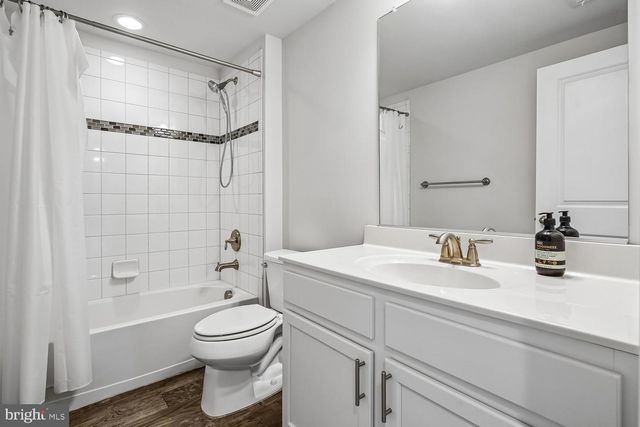 4009 GRANARY VIEW CT, Dumfries, VA 22025