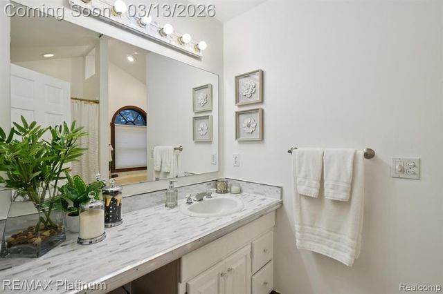 9472 Hill Road, Swartz Creek, MI 48473