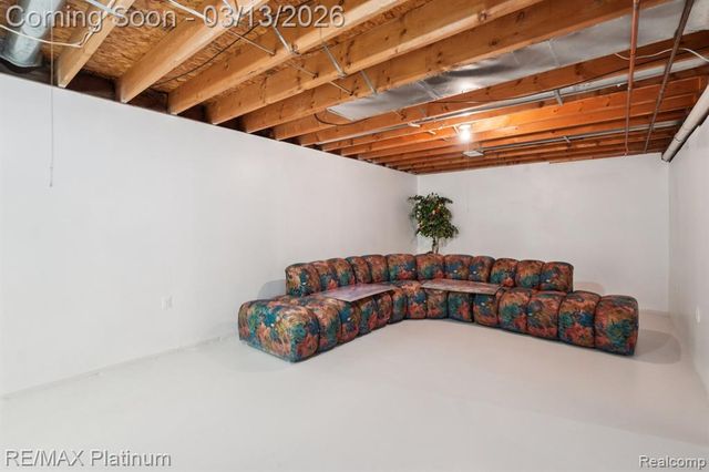 9472 Hill Road, Swartz Creek, MI 48473