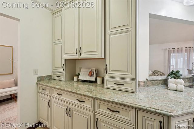 9472 Hill Road, Swartz Creek, MI 48473