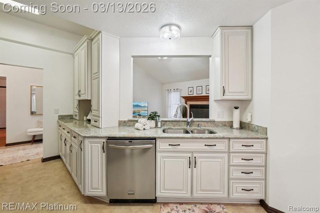 9472 Hill Road, Swartz Creek, MI 48473