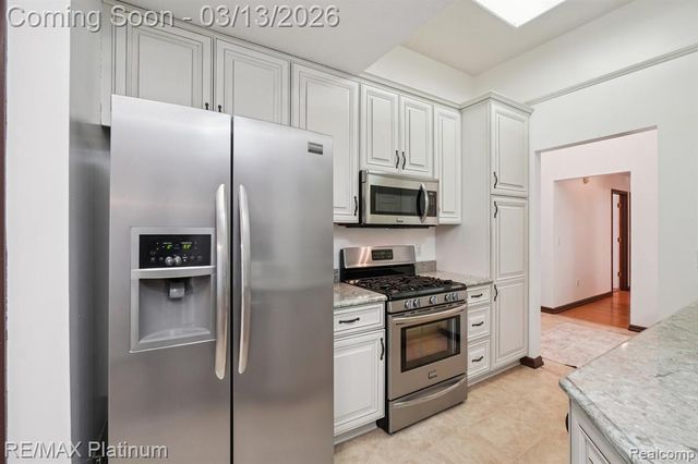 9472 Hill Road, Swartz Creek, MI 48473