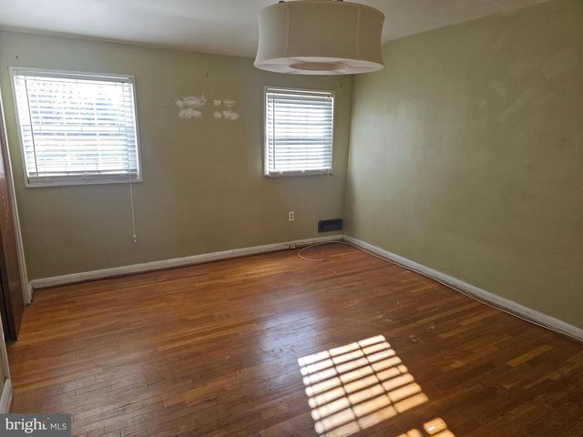 4728 WILLISTON ST, Baltimore, MD 21229