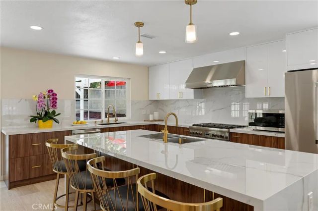 624 Great Bend Dr, Diamond Bar, CA 91765