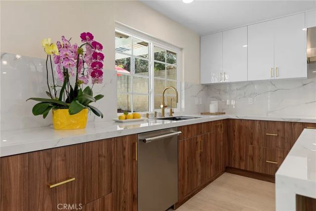 624 Great Bend Dr, Diamond Bar, CA 91765