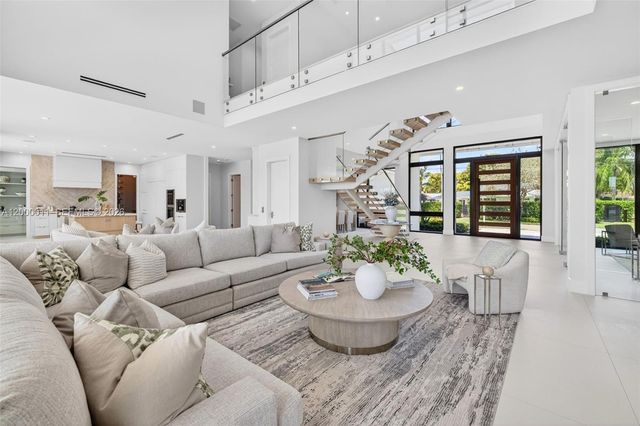 2010 Intracoastal Drive, Fort Lauderdale, FL 33305