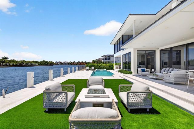 2010 Intracoastal Drive, Fort Lauderdale, FL 33305