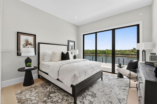 2010 Intracoastal Drive, Fort Lauderdale, FL 33305