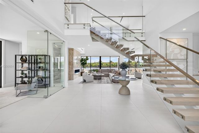 2010 Intracoastal Drive, Fort Lauderdale, FL 33305