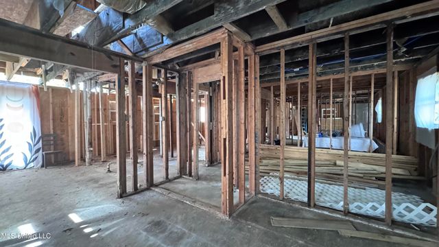 1423 Jo Ellen Circle, Gulfport, MS 39501