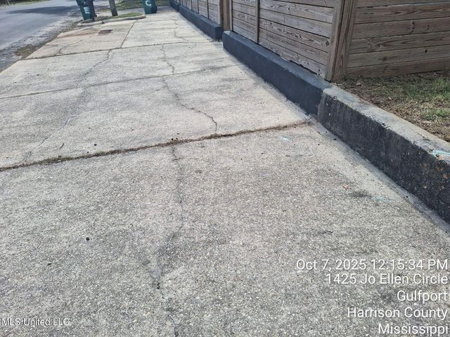 1423 Jo Ellen Circle, Gulfport, MS 39501