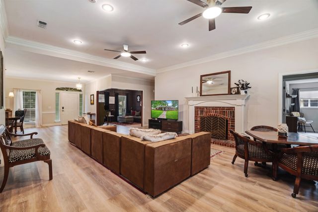 577 Timber Brook Drive, Reno, TX 75462