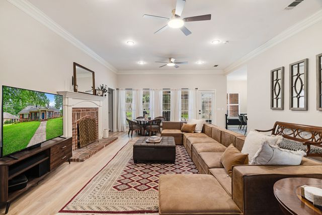 577 Timber Brook Drive, Reno, TX 75462