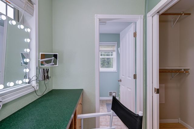 834 Shamrock Lane, East Bay Twp, MI 49696