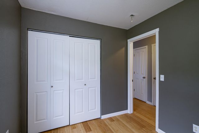 834 Shamrock Lane, East Bay Twp, MI 49696