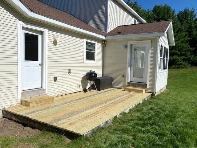 834 Shamrock Lane, East Bay Twp, MI 49696