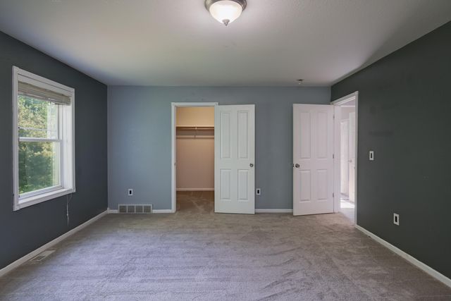 834 Shamrock Lane, East Bay Twp, MI 49696