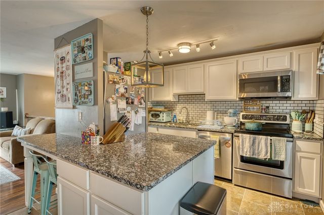 4734 Willow Mist Drive, Dayton, OH 45424