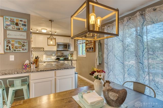 4734 Willow Mist Drive, Dayton, OH 45424