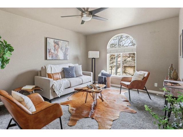 2302 Barn Swallow Dr, Longmont, CO 80504