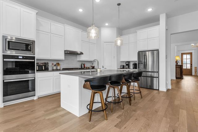 6940 Basket Flower Road, Flower Mound, TX 76226