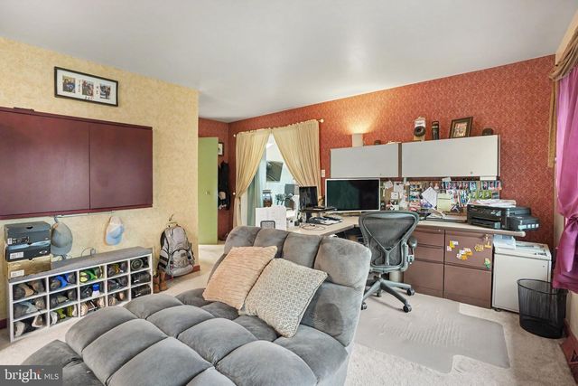 4076 ROSEWALL CT, Harrisburg, PA 17112