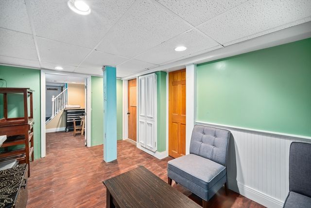 35 Sylvester St, Brockton, MA 02302